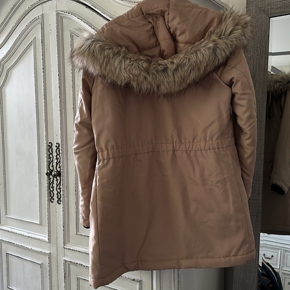 Cute ONLY Tan Winter Jacket with Removable Fur Trim - Picture 6 of 7